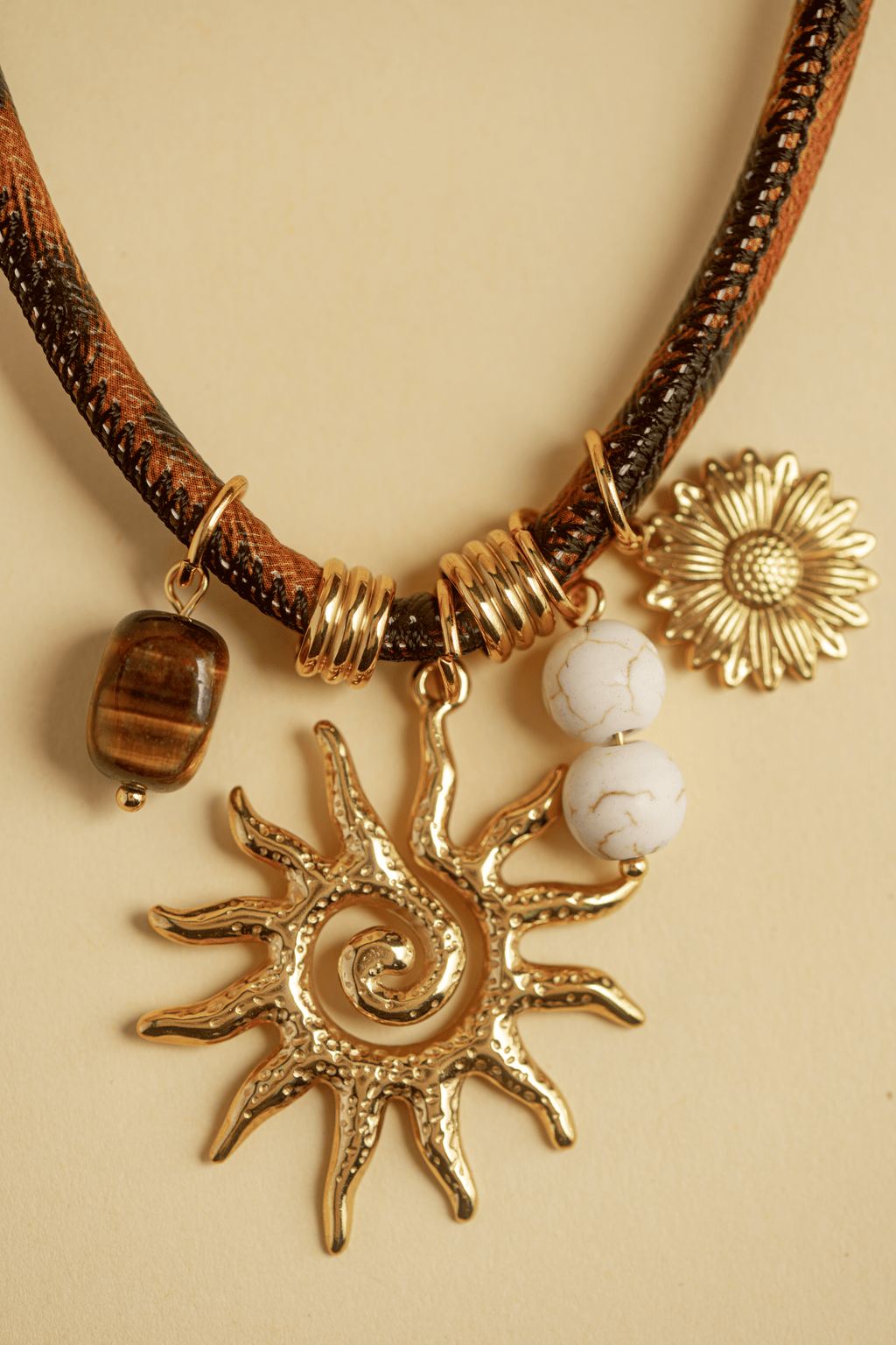 Collier Nyssa
