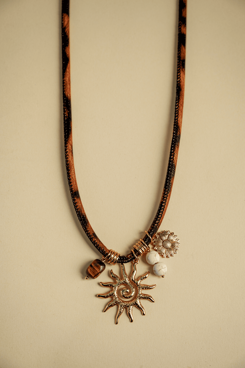 Collier Nyssa